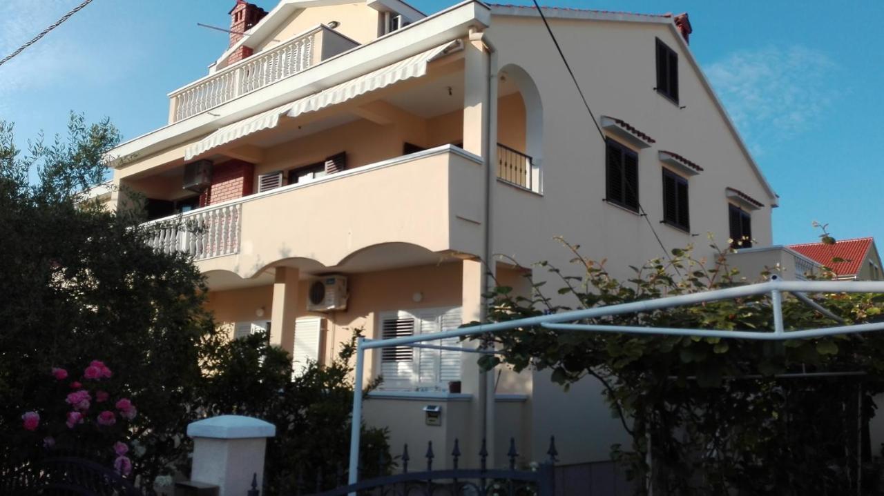 Apartments Branko Zara Esterno foto
